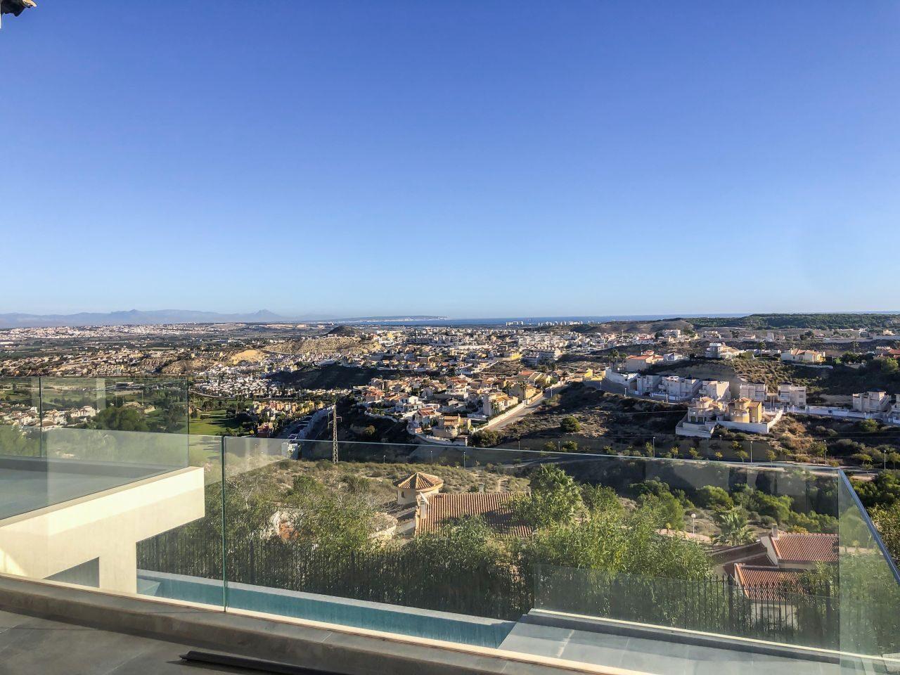 Detached In Rojales