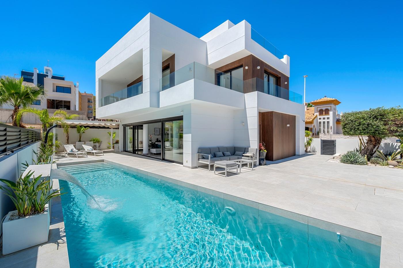 Villa In Guardamar Del Segura