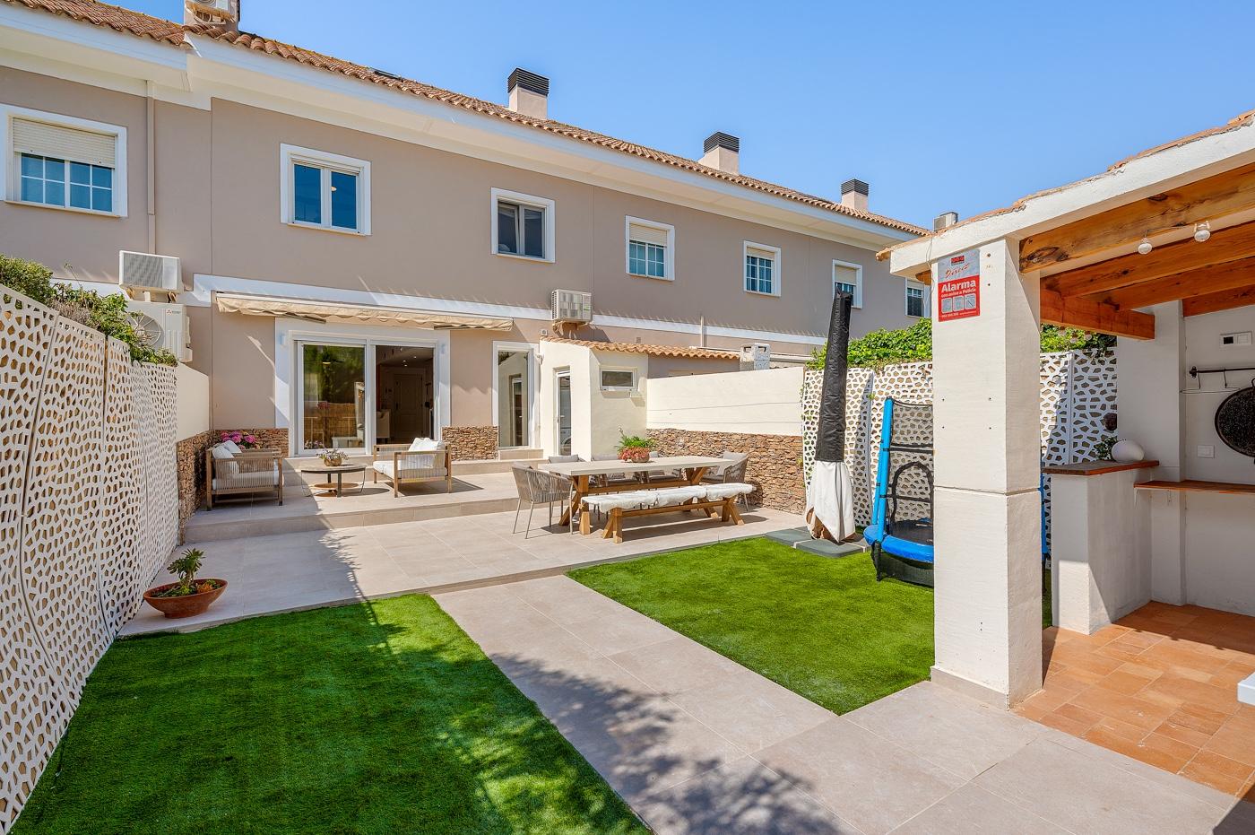 Townhouse In Alicante