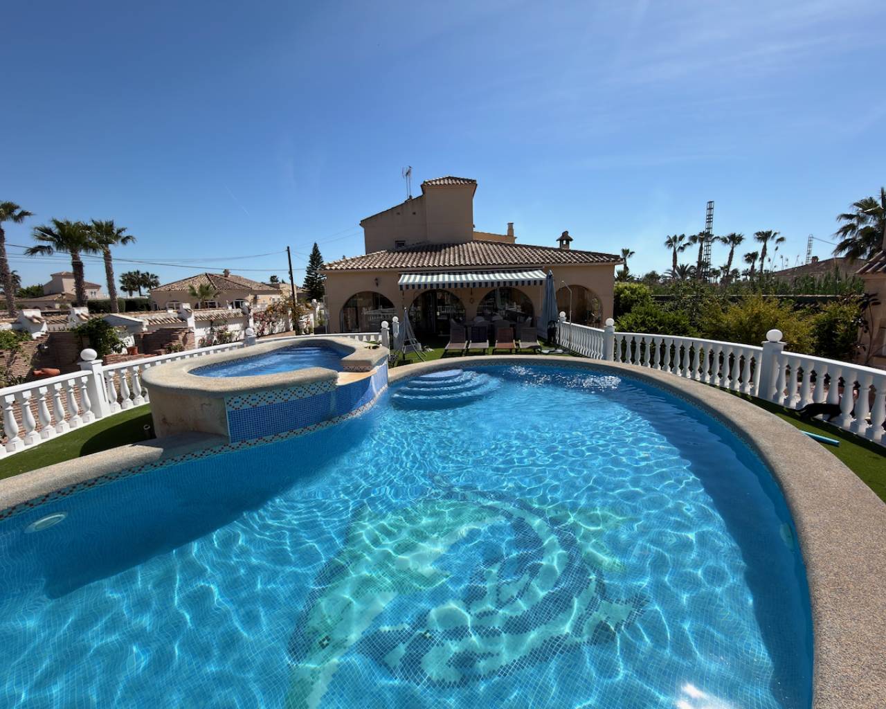 Finca / Country Property In Catral