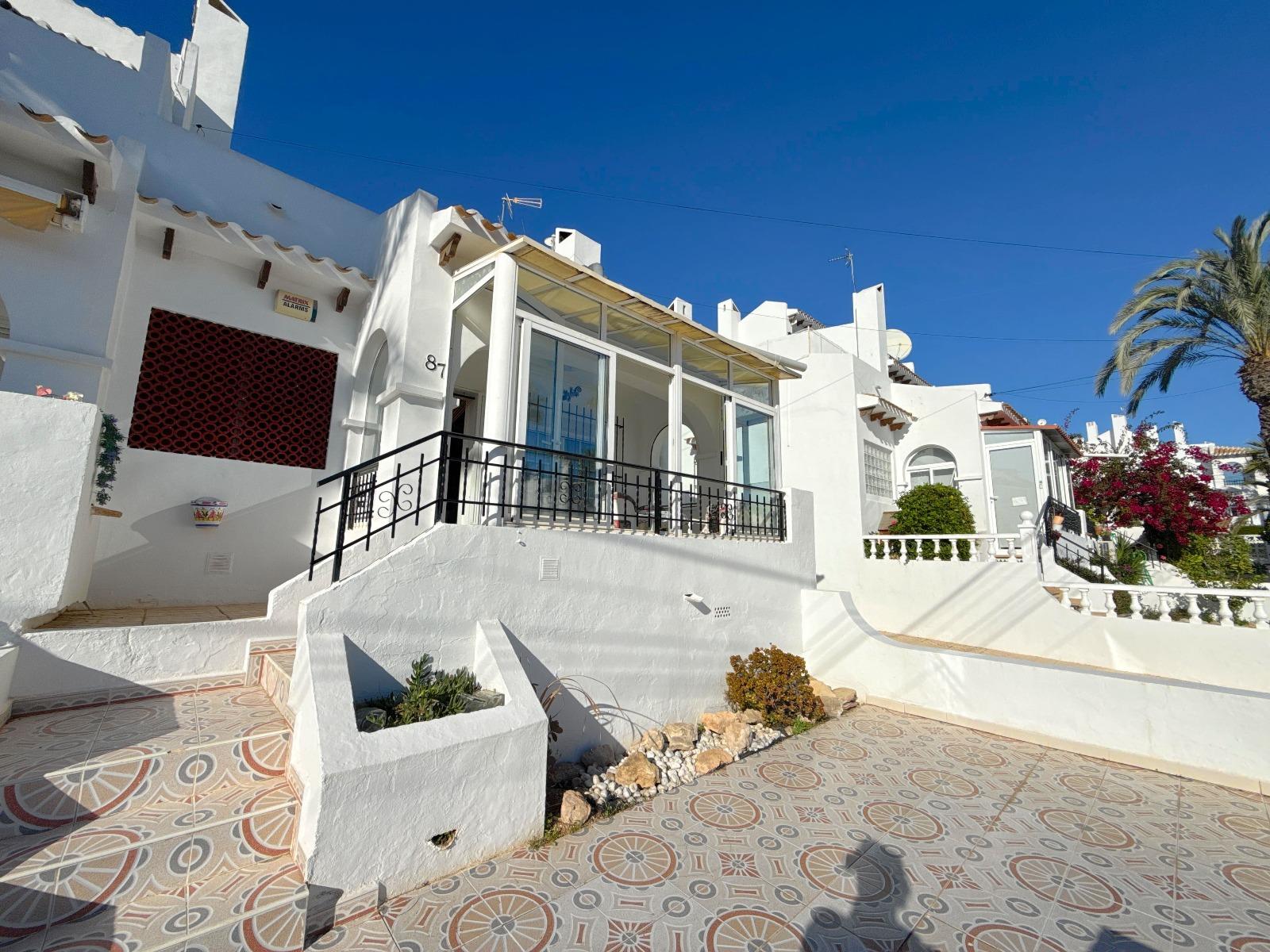 Townhouse In Villamartin