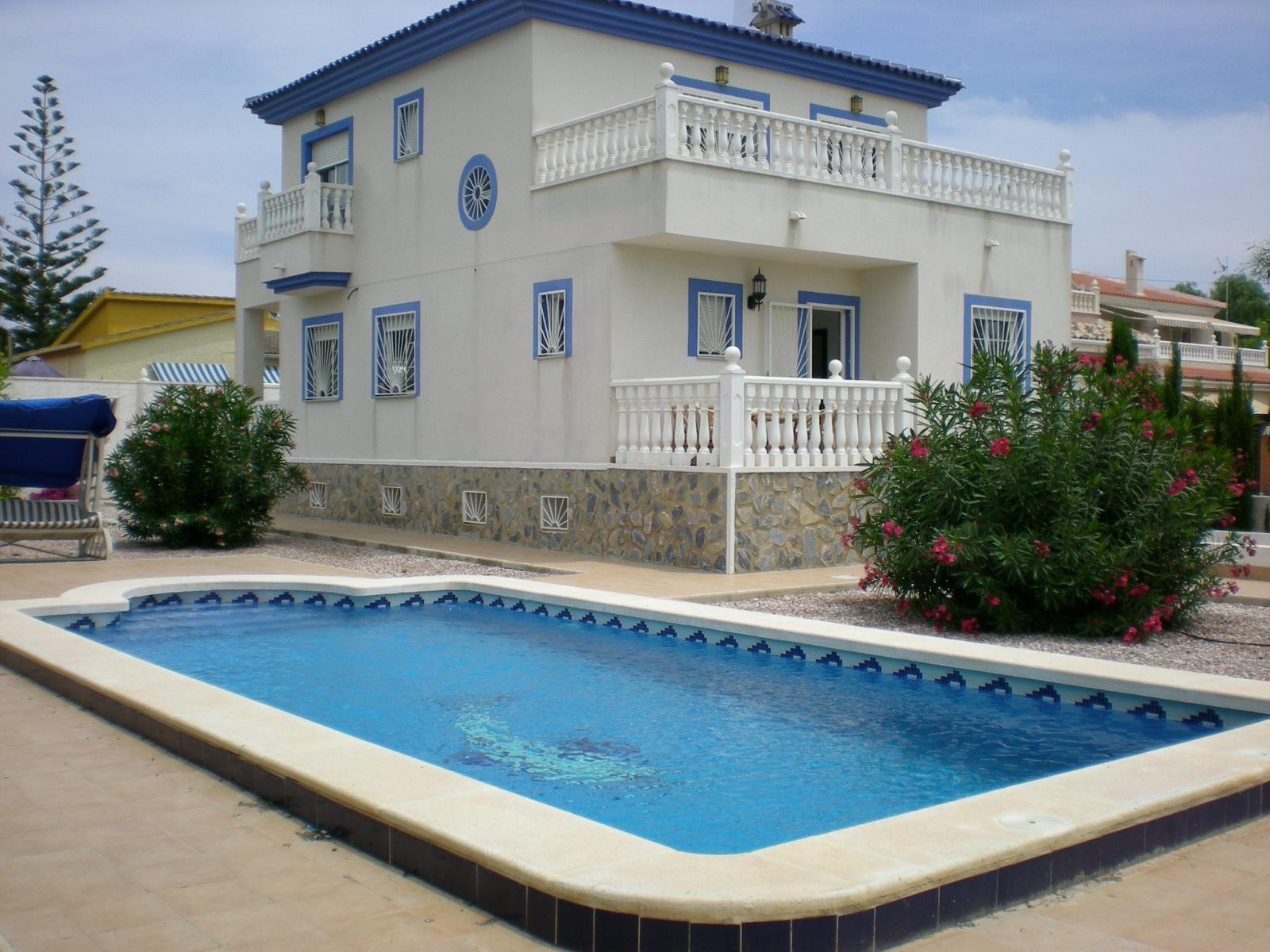 Detached Villa In Ciudad Quesada