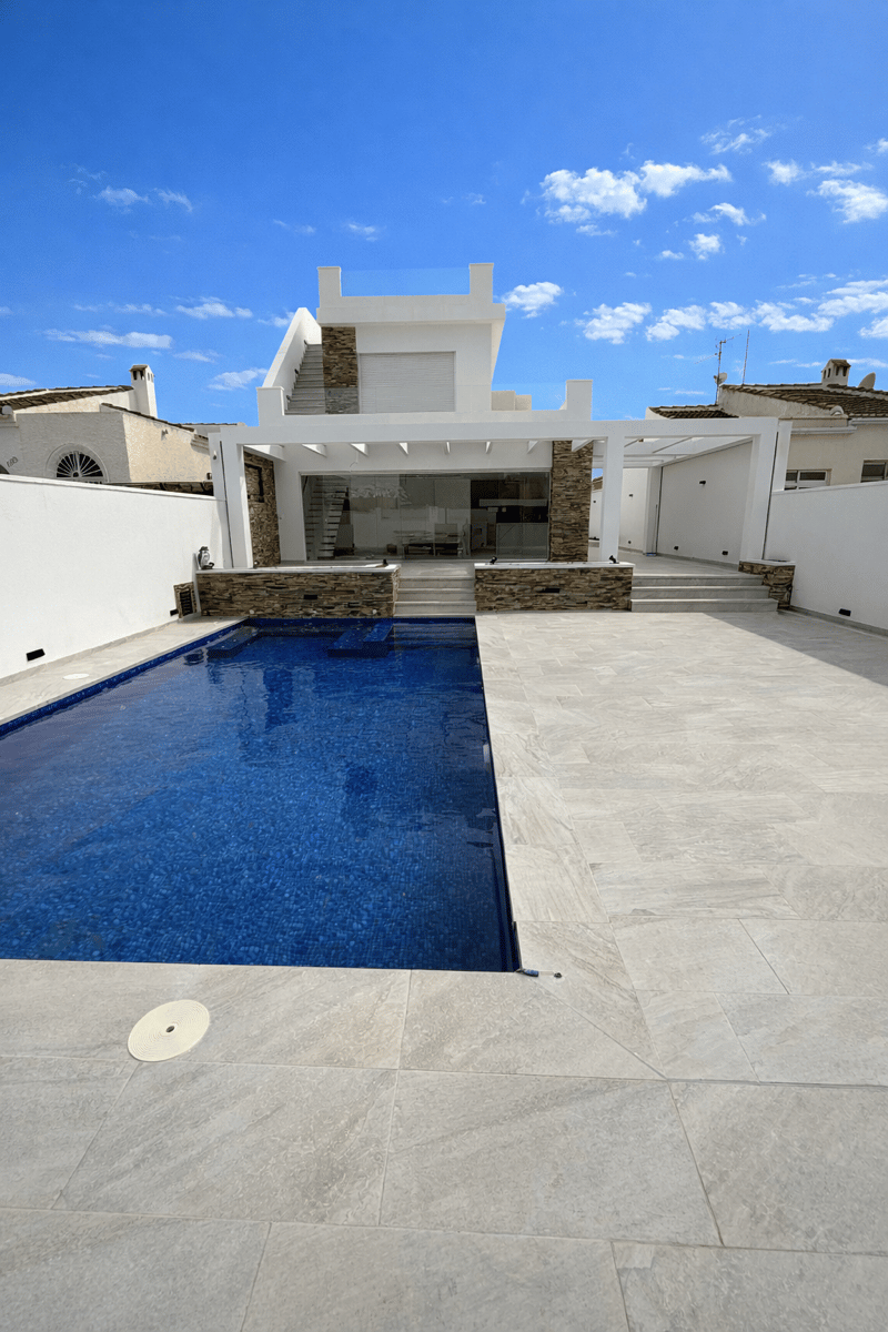 Detached Villa In Torrevieja