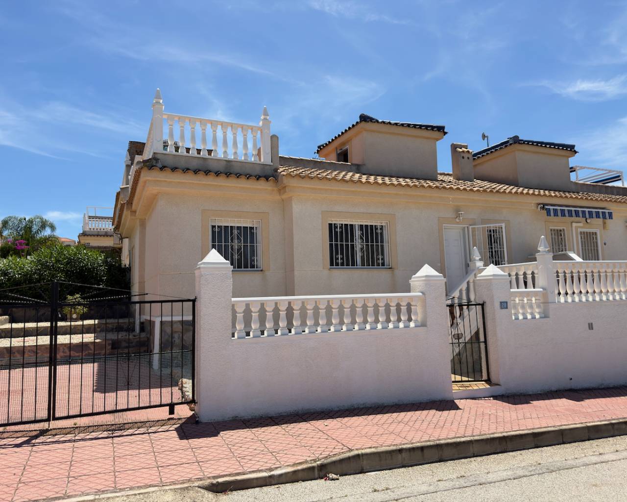 Villa In Benimar